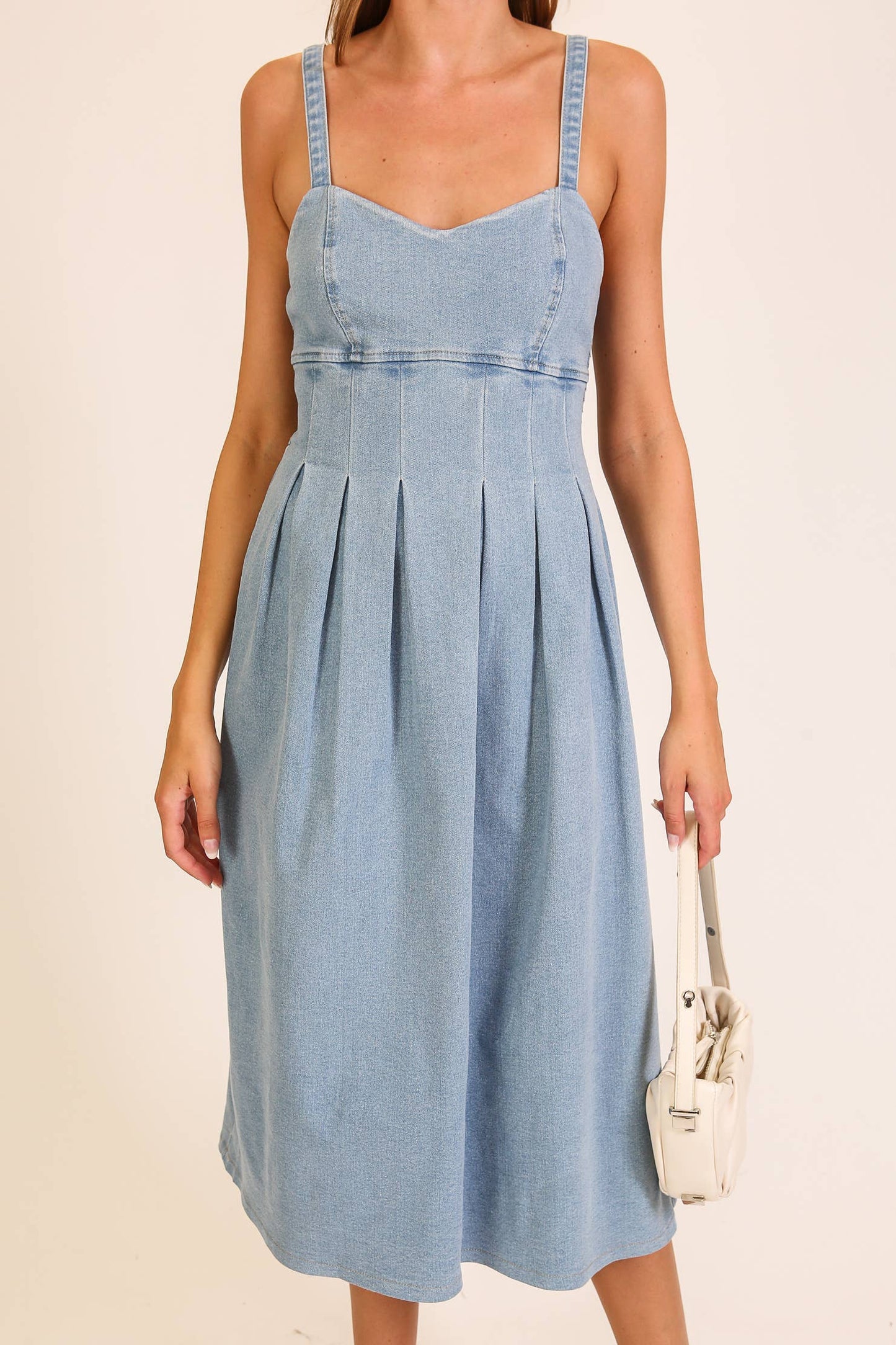 The Coastal Belle Midi